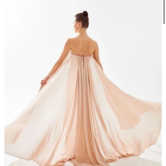 Tarik Ediz Glittering Strapless Gold Gown is available for purchase on au  PAY Market - Imported Goods Online Store Co.Ltd. | au PAY Market - Online  Shopping Site